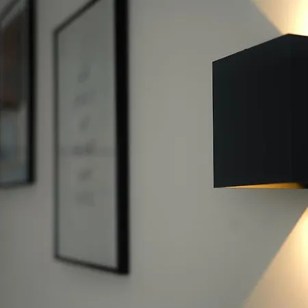 Luxurioes & Sehr Zentral In דירה *