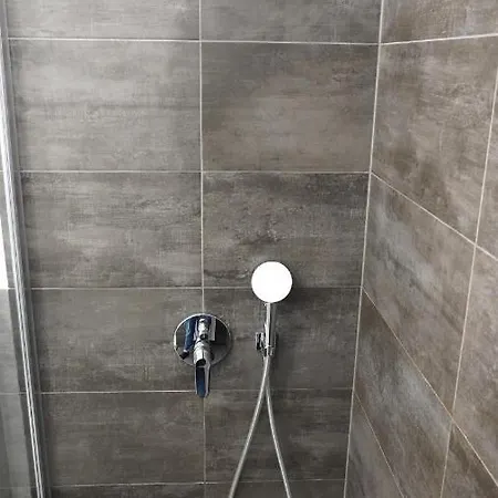 Luxurioes & Sehr Zentral In * וופרטל