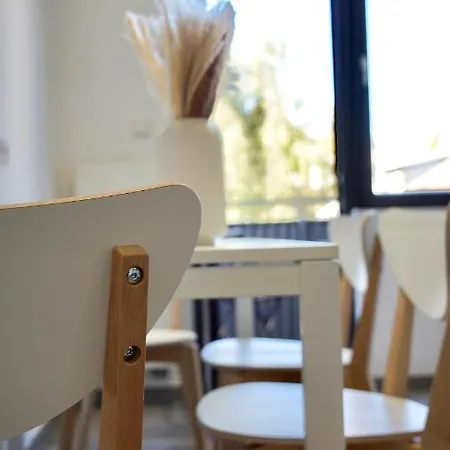 Luxurioes & Sehr Zentral In דירה וופרטל